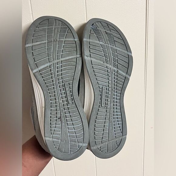 New Balance 877 silver walking shoes Sz 9.5 - Picture 12 of 12